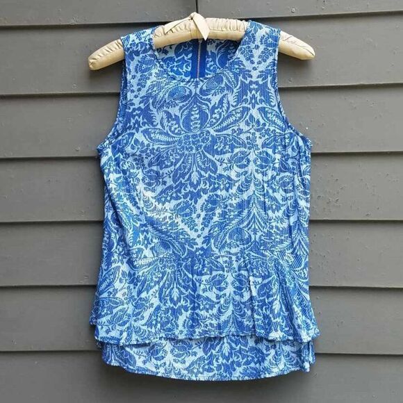 Michael Kors Blue White Print with Metalic accents  Sleeveless Top size Medium - Picture 1 of 11